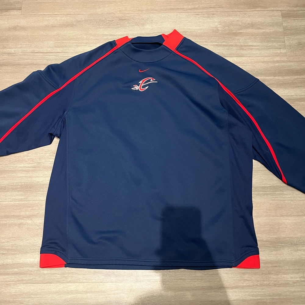 XXL Cleveland Cavaliers Nike crew neck